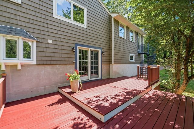 126 Lexington Road, Lincoln, MA 01773