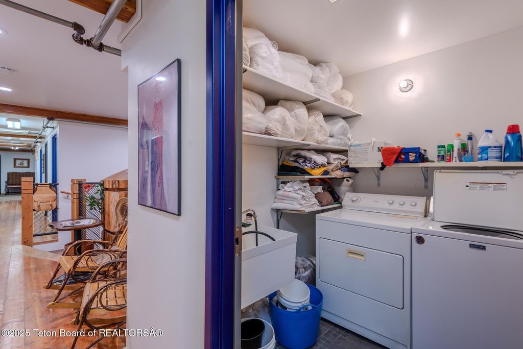 117 W PINE Street, Pinedale, WY 82941 photo 115