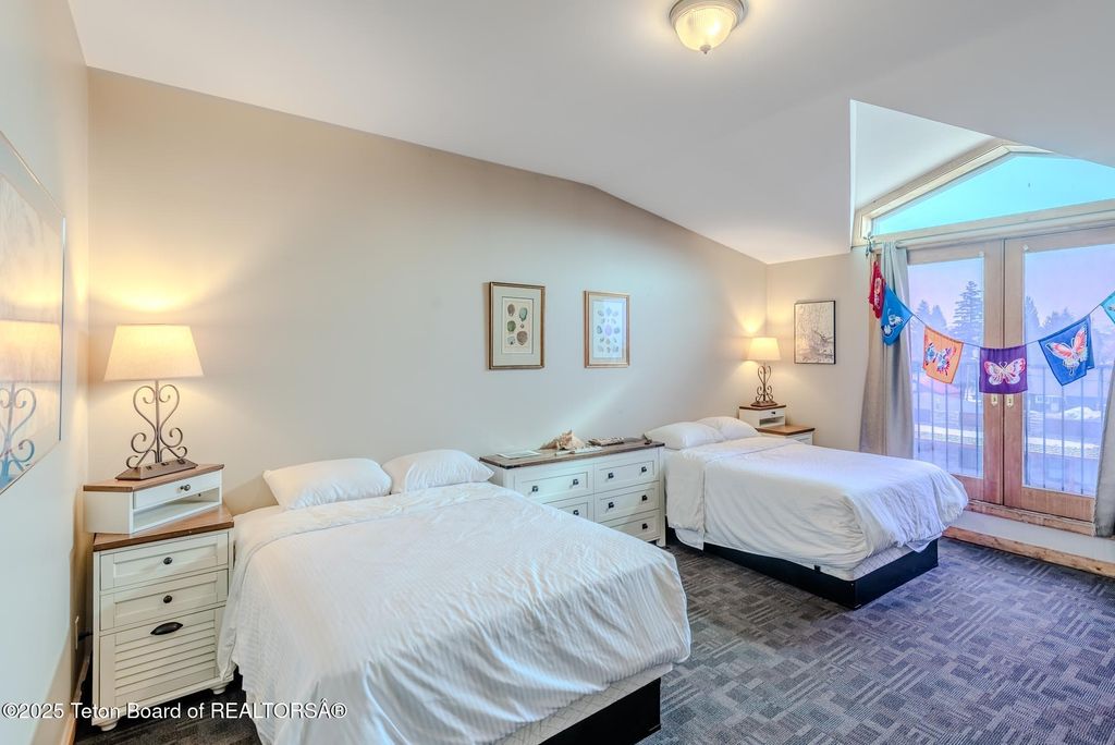 117 W PINE Street, Pinedale, WY 82941 photo 126