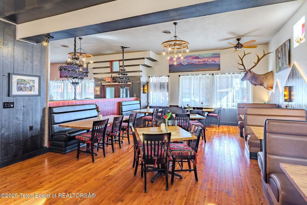 117 W PINE Street, Pinedale, WY 82941 photo 33