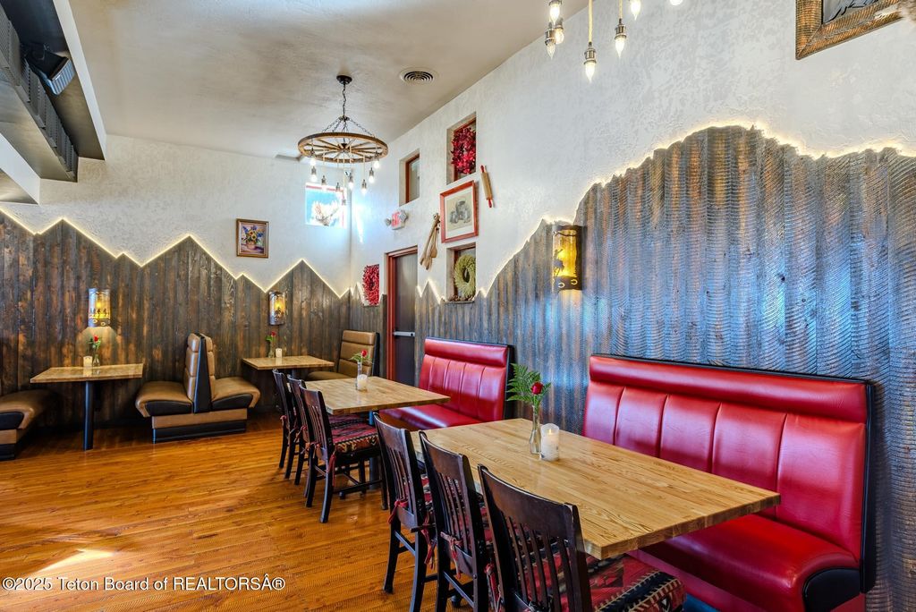 117 W PINE Street, Pinedale, WY 82941 photo 35