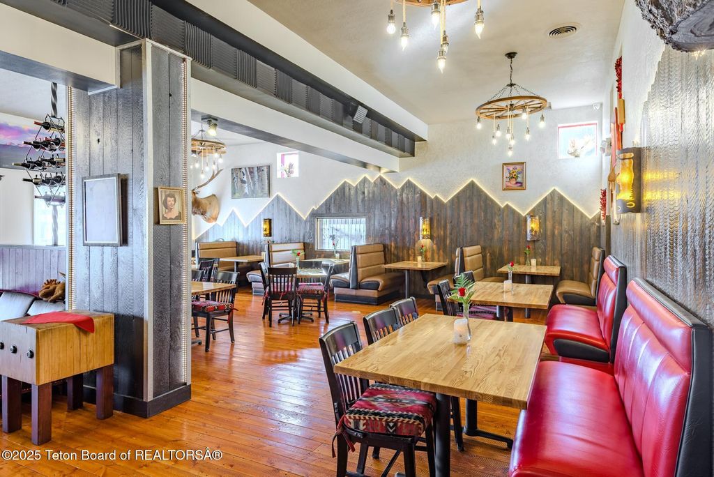 117 W PINE Street, Pinedale, WY 82941 photo 36