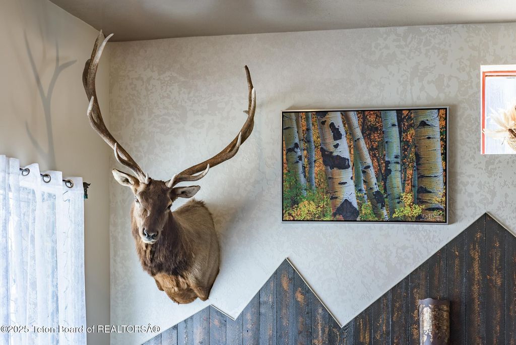 117 W PINE Street, Pinedale, WY 82941 photo 80