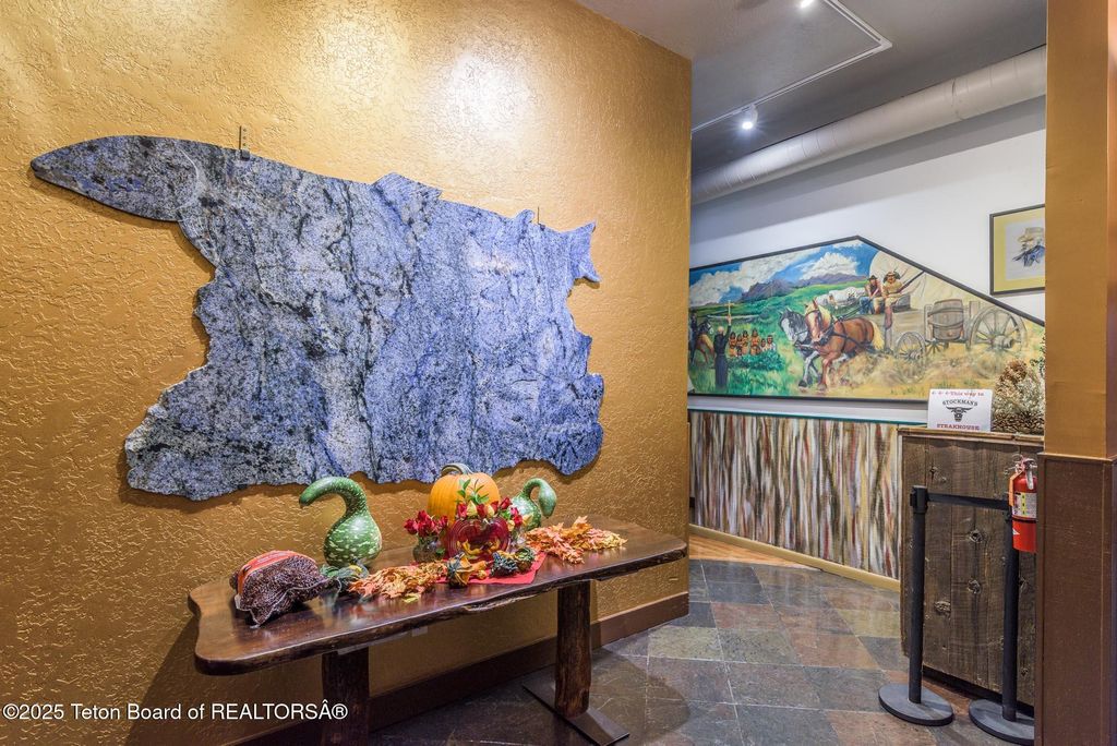 117 W PINE Street, Pinedale, WY 82941 photo 85