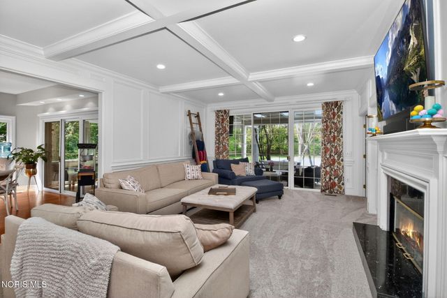 2709 Westchester Road, Ottawa Hills, OH 43615