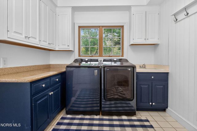 2709 Westchester Road, Ottawa Hills, OH 43615