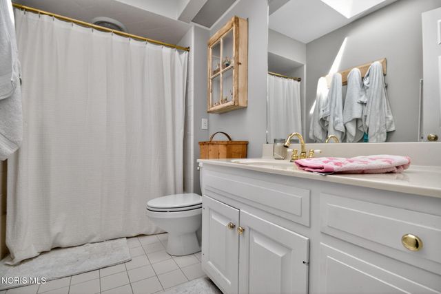2709 Westchester Road, Ottawa Hills, OH 43615