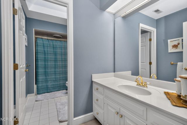 2709 Westchester Road, Ottawa Hills, OH 43615
