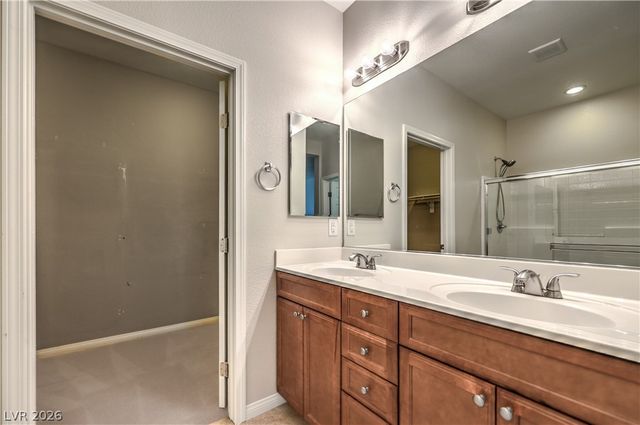 8213 Dragonfly Bush Court, North Las Vegas, NV 89085