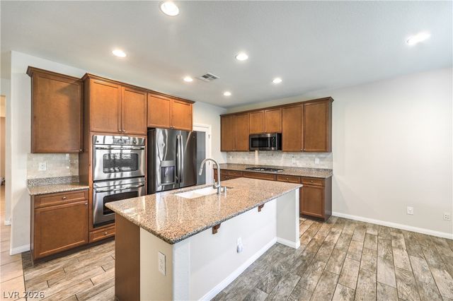8213 Dragonfly Bush Court, North Las Vegas, NV 89085