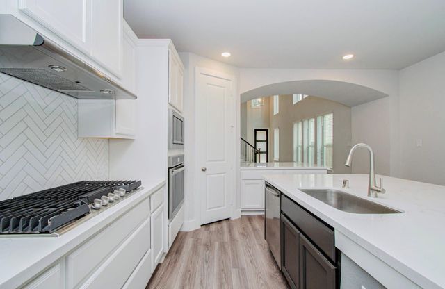 14910 Mossycup Spur Way, Cypress, TX 77433