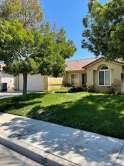 644 Mendocino Ct, Los Banos, CA 93635