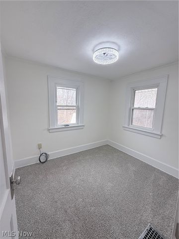 569 Barwell Street, Akron, OH 44303