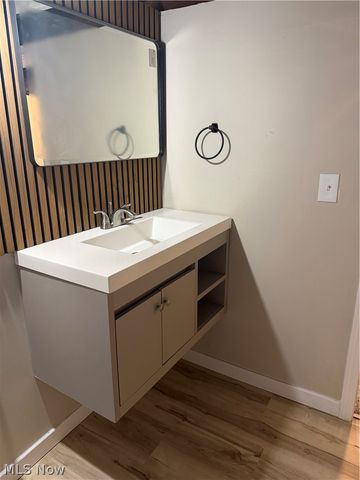 569 Barwell Street, Akron, OH 44303