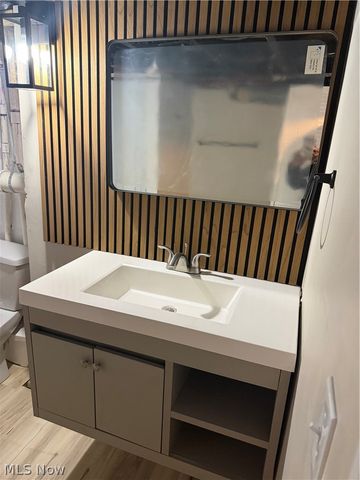 569 Barwell Street, Akron, OH 44303