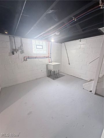 569 Barwell Street, Akron, OH 44303