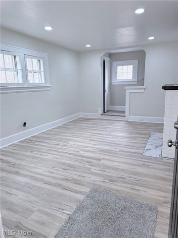 569 Barwell Street, Akron, OH 44303