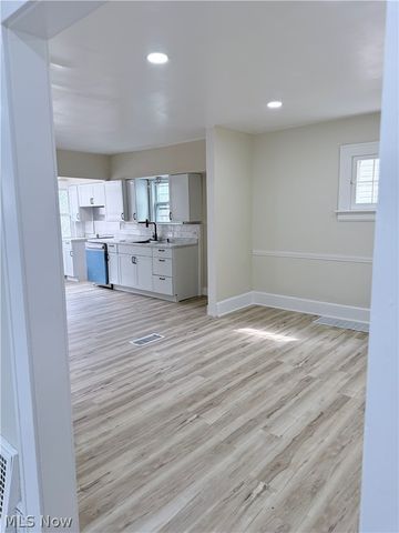 569 Barwell Street, Akron, OH 44303