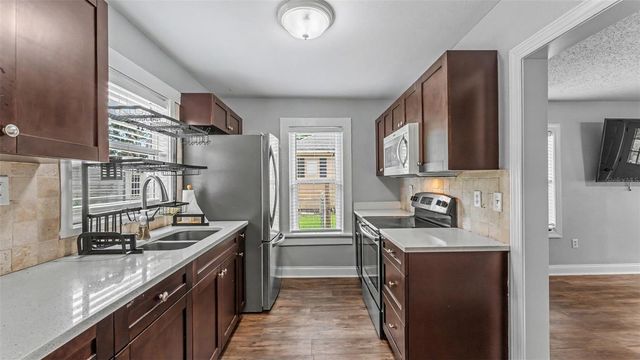 1034 S DAKOTA AVENUE, Lakeland, FL 33803