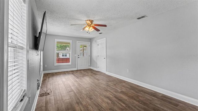 1034 S DAKOTA AVENUE, Lakeland, FL 33803