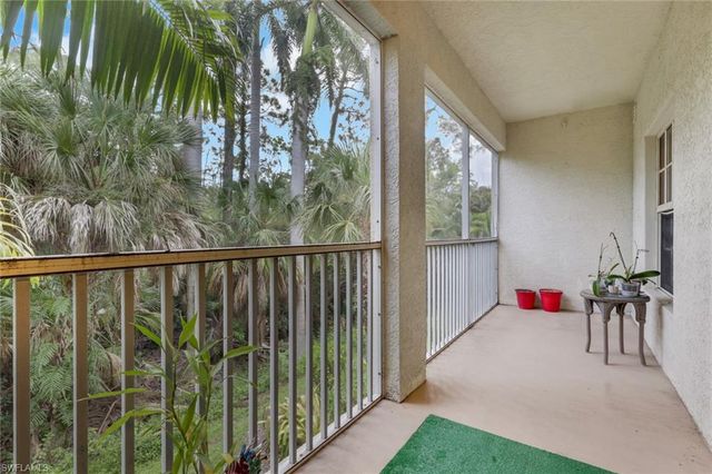 4520 Botanical Place CIR 204, Naples, FL 34112