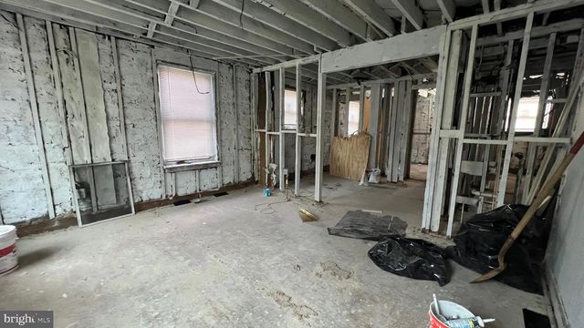 411 LEBAUM ST SE, Washington, DC 20032