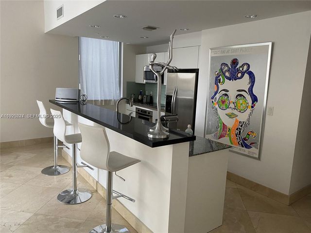 1060 Brickell Ave 413, Miami, FL 33131