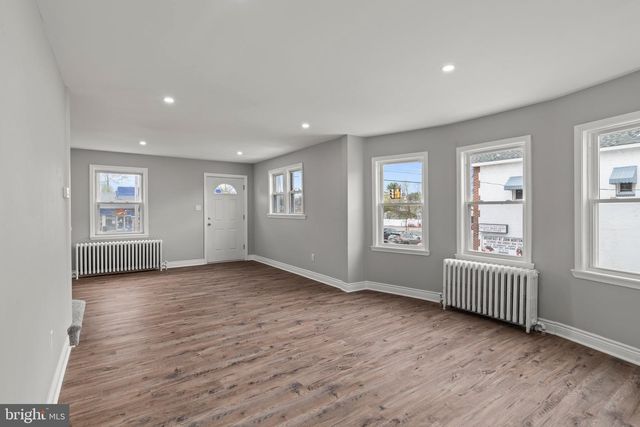 408 LINCOLN AVE, Prospect Park, PA 19076
