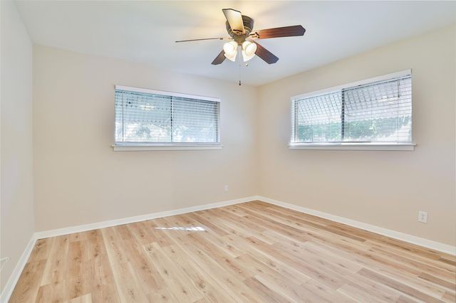 614 Kyle Street, Sugar Land, TX 77478