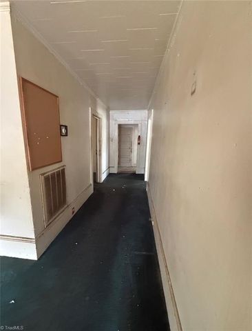 1475 W 4th Street, Winston-salem, NC 27101