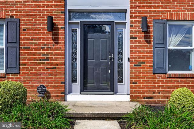 25 DOMINION DR, Marlton, NJ 08053