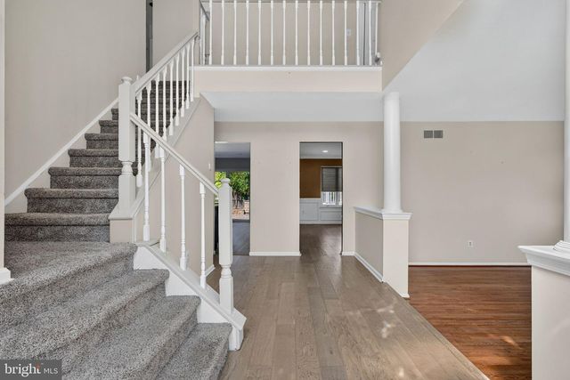 25 DOMINION DR, Marlton, NJ 08053