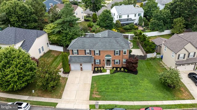25 DOMINION DR, Marlton, NJ 08053
