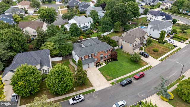 25 DOMINION DR, Marlton, NJ 08053
