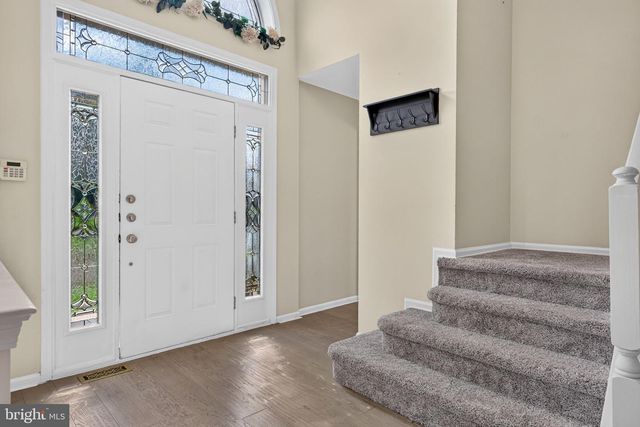 25 DOMINION DR, Marlton, NJ 08053