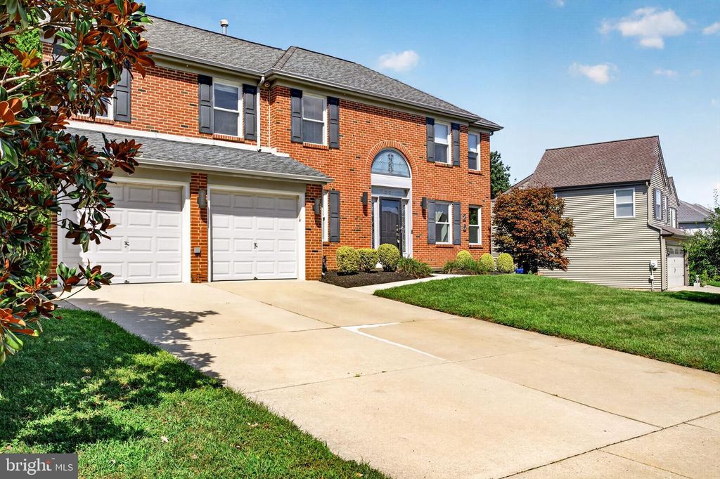 25 DOMINION DR, Marlton, NJ 08053