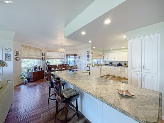 106 SCHOONER BAY Dr, Brookings, OR 97415