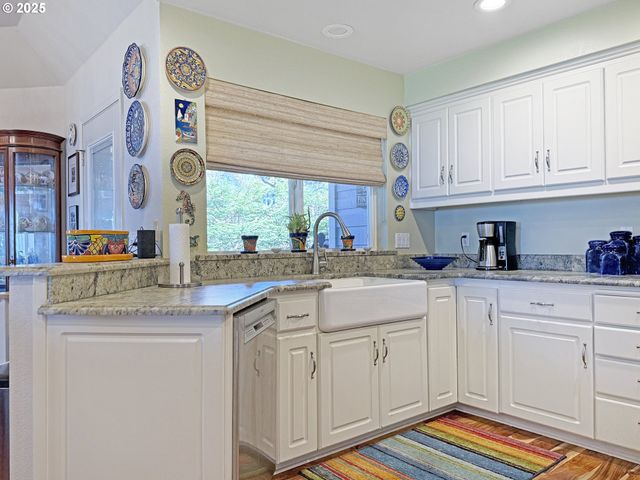 106 SCHOONER BAY Dr, Brookings, OR 97415