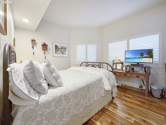 106 SCHOONER BAY Dr, Brookings, OR 97415
