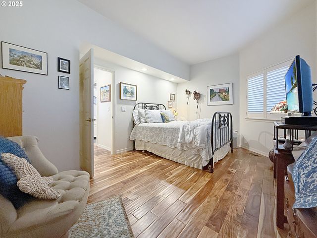 106 SCHOONER BAY Dr, Brookings, OR 97415