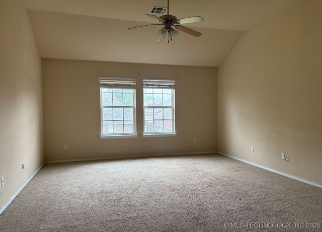 12009 S Umber Street S, Jenks, OK 74037