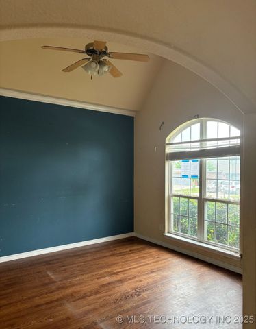 12009 S Umber Street S, Jenks, OK 74037