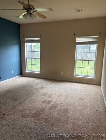 12009 S Umber Street S, Jenks, OK 74037