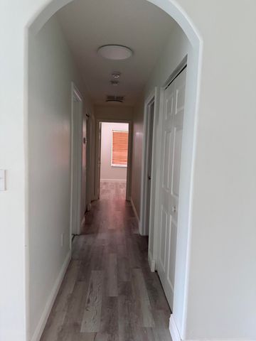 9960 Woodworth Court, Wellington, FL 33414