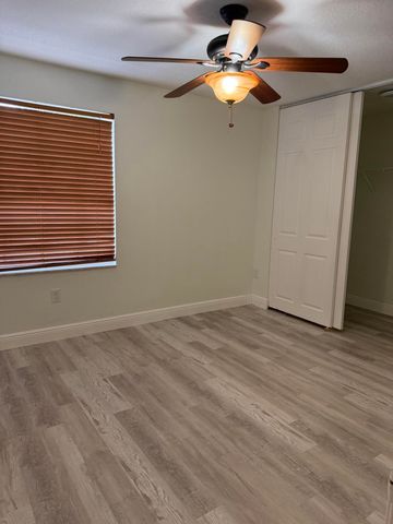 9960 Woodworth Court, Wellington, FL 33414