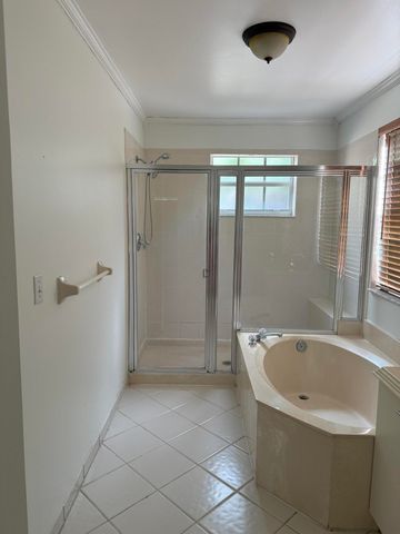 9960 Woodworth Court, Wellington, FL 33414