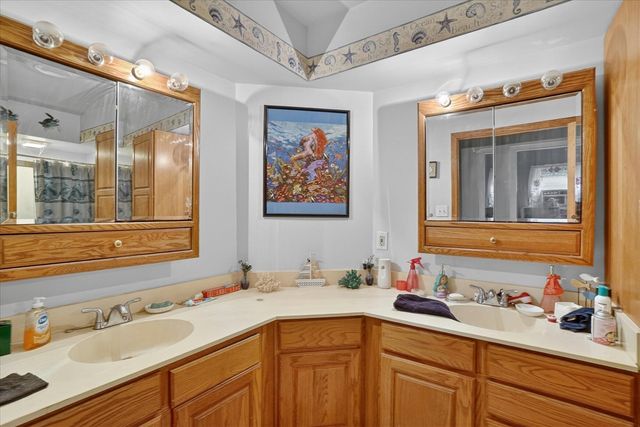 1023 Evanston Drive, Jackson, MI 49202