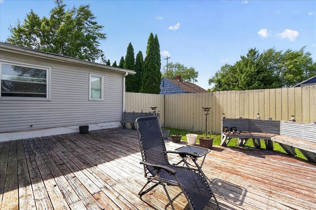 1023 Evanston Drive, Jackson, MI 49202
