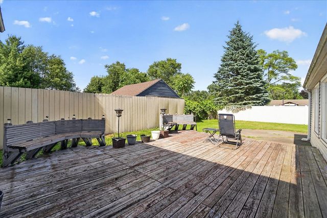 1023 Evanston Drive, Jackson, MI 49202