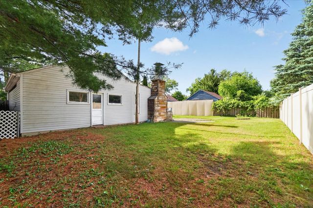 1023 Evanston Drive, Jackson, MI 49202